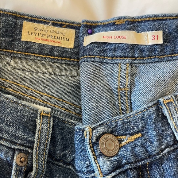 Women’s High Loose Levi’s Jeans‎ Size 31  Wide Leg Y2K 90’s Inspired Medium Wash - Picture 10 of 11
